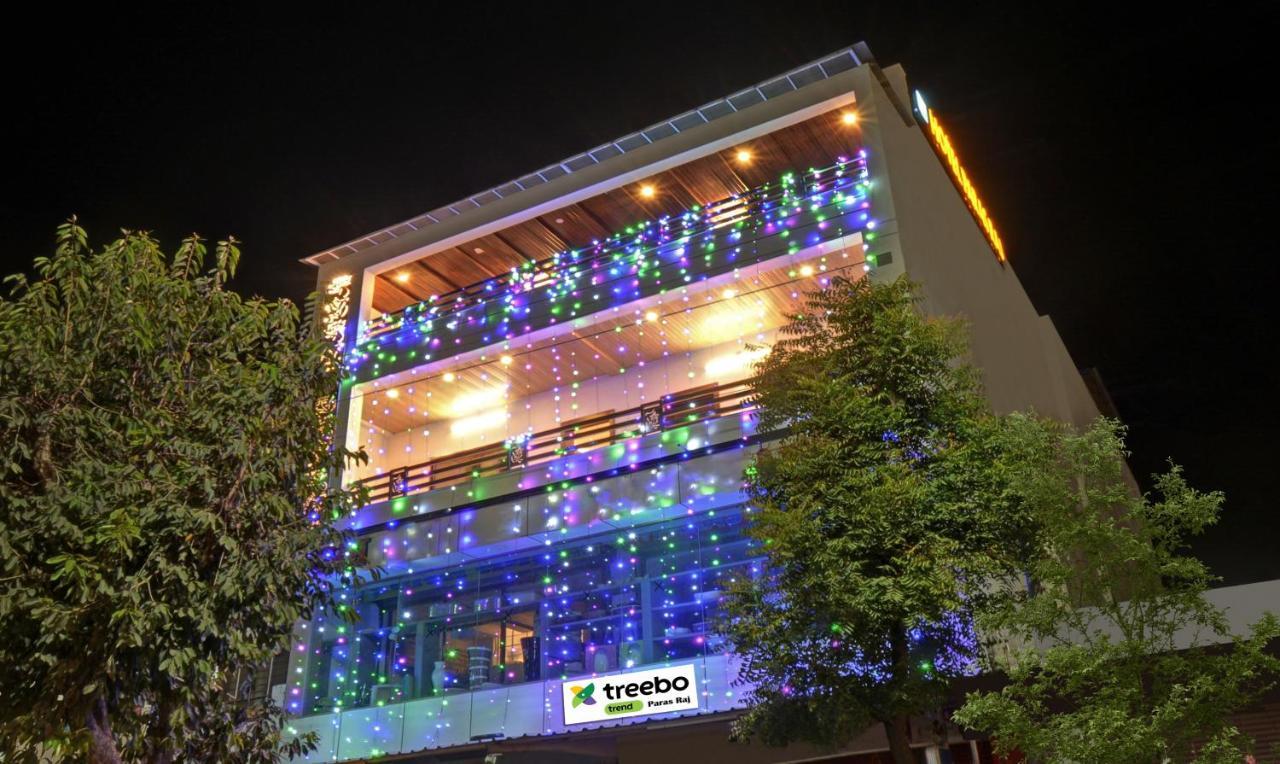 Treebo Paras Raj Near City Palace Udaipur Exterior foto